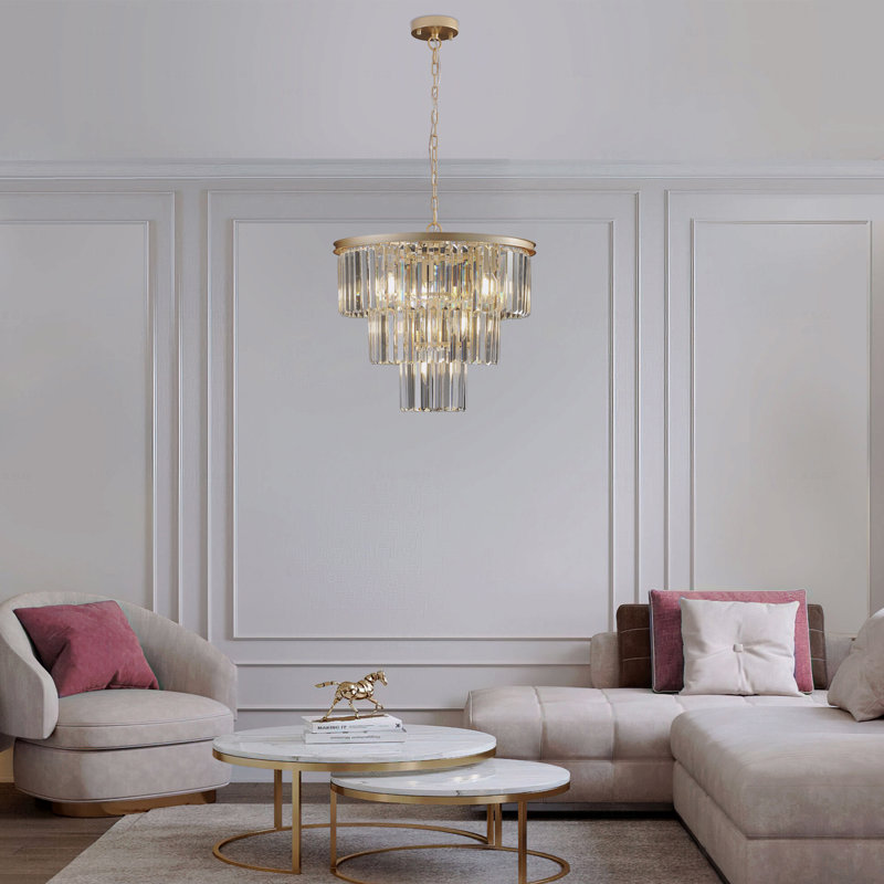 Lustre - cristal de style moderne 20 po avec finition en finition dorée - élégant luminaire suspendu à 7 lumières avec brins de cristal à 3 niveaux