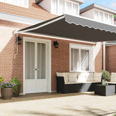 Retractable Awning