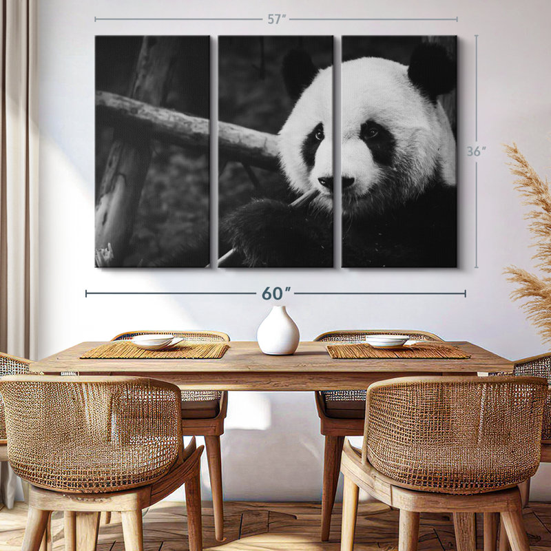 «Eating Giant Panda», 3 pièces sur toile, H 36 po x l 57 po x P 1,25 po