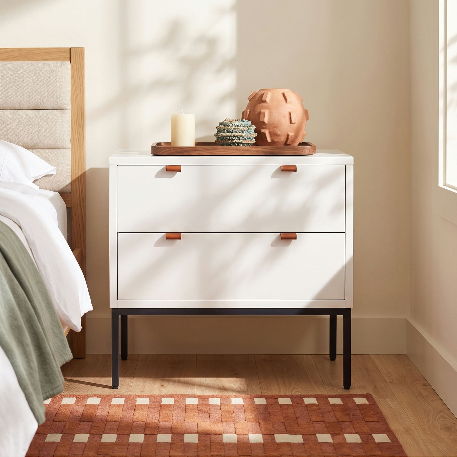 Avery Mahogany Nightstand