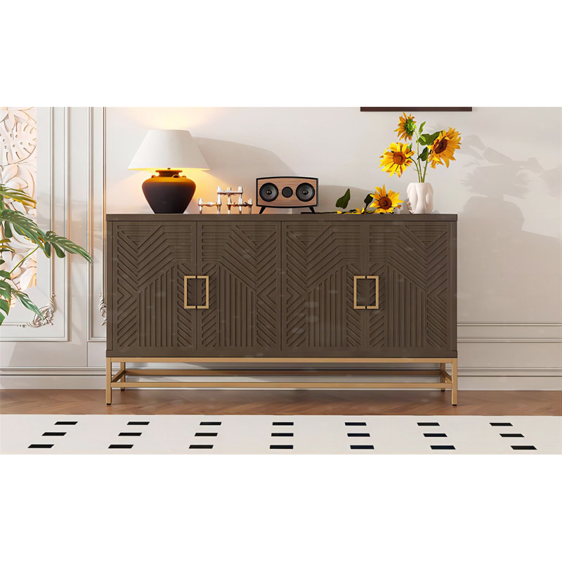 Buffet polyvalent avec tablettes réglables et design élégant