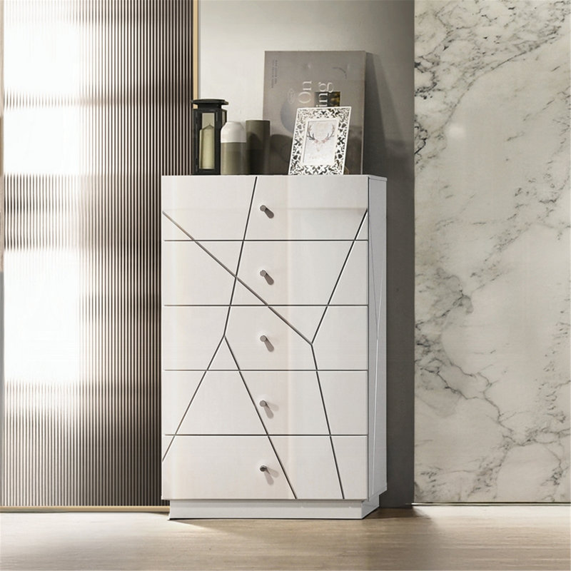Stylish Chest With 5 Storage Drawers, Bedroom Chest With Metal Knobs