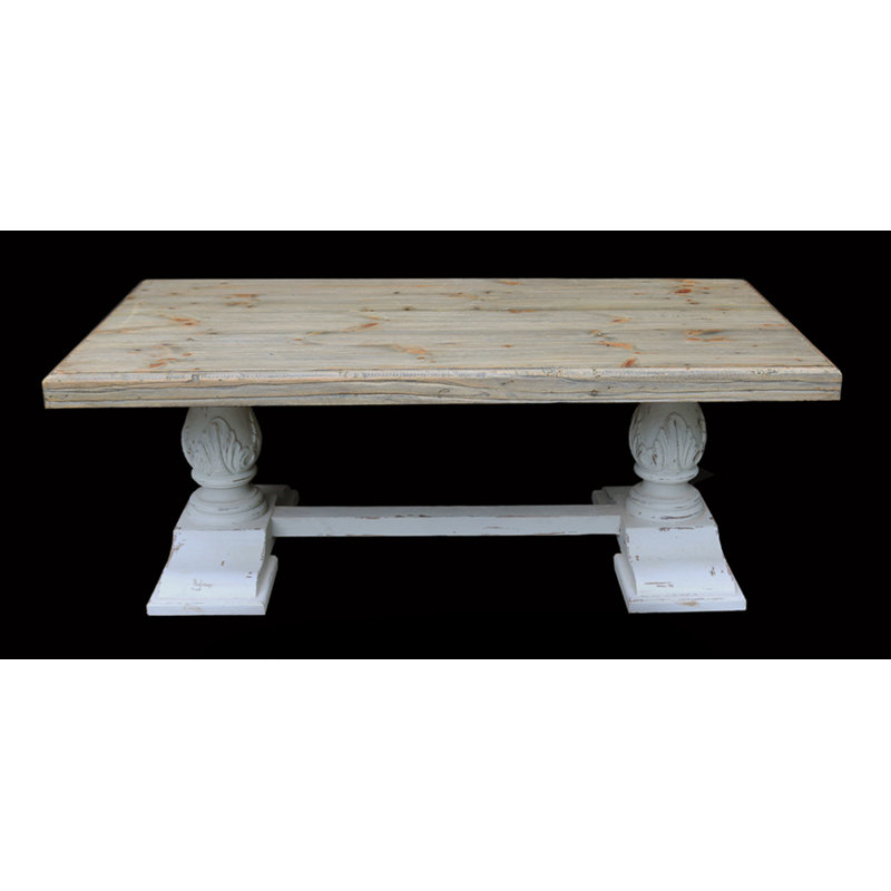 Table basse à tréteaux