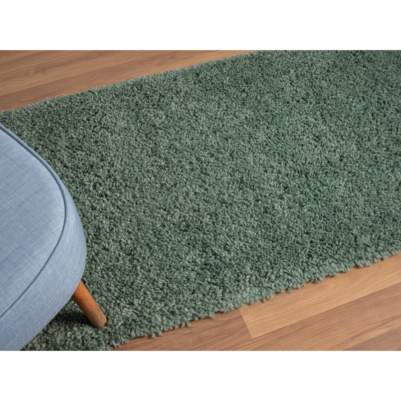 Lush shaggy carpet in  green, Runner 80 x 200cm