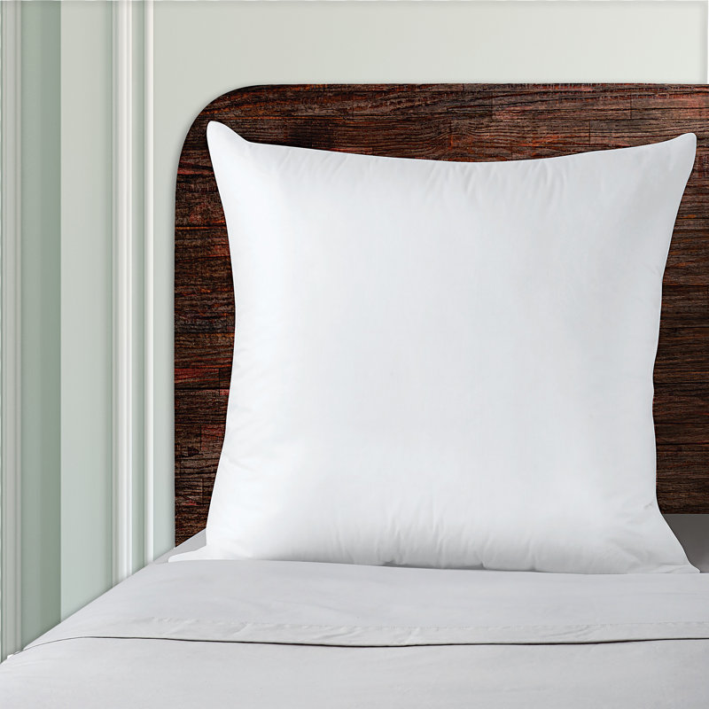 White Hypoallergenic Polyester Standard/Queen Bed Pillow