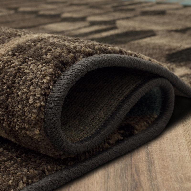 Gray Geometric Polyester Indoor Area Rug, 5'3" x 7'10"