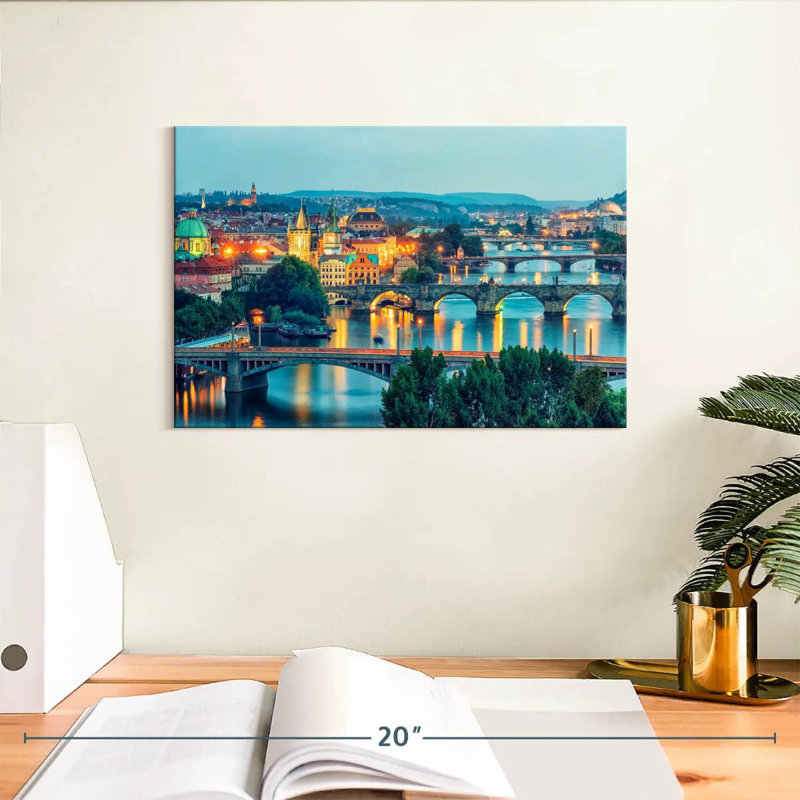 Nicci, la ville de Prague le soir, H 8 po x l 12 po