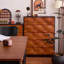 Armoire décorative noire + brun foncé massif + bois manufacturé