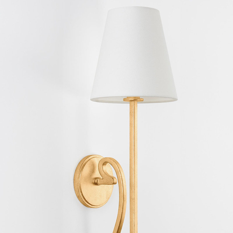 Elmhurst 1 - Light Armed Sconce