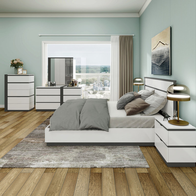 Carilla Wood 6-Piece Bedroom Set, California King