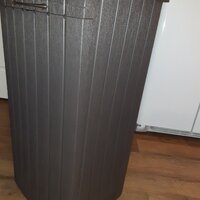 Keter Copenhagen Wood look 30 Gallon Trash Can with Lid for Indoor