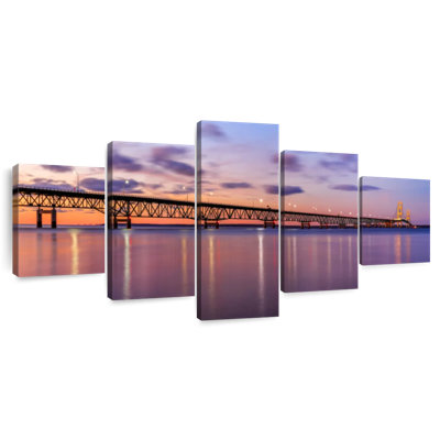 Pont Mackinac au crépuscule