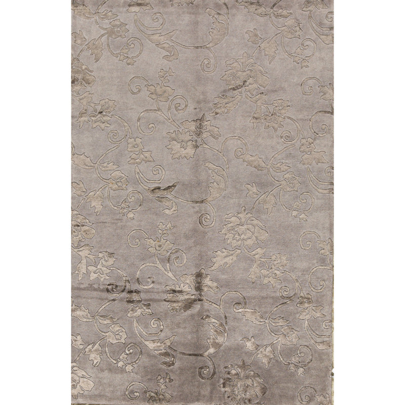 Hand Woven Wool Floral Area Rug