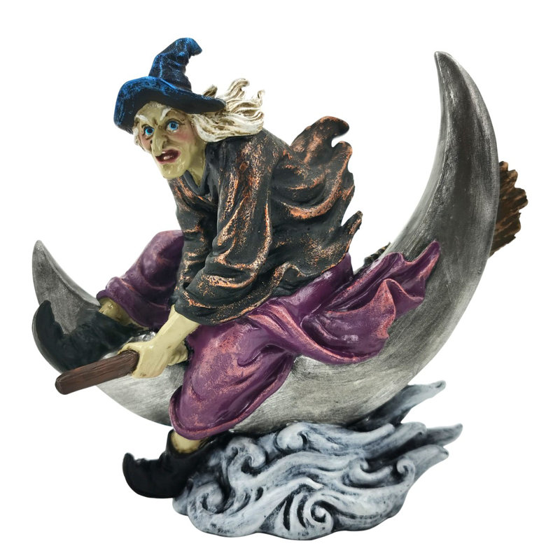 Pembrooke Figurines & Sculptures