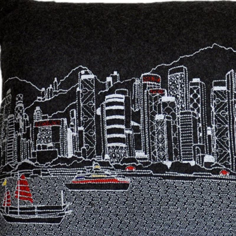 Coussin lombaire 24 po NYC, Noir mat / rouge