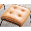 Chaise d'appoint et intérieur en cuir, construction intérieure en métal, rembourrage en mousse, chaise de 37 po de hauteur, H de 19 po et mousse D29, dossier serré, l 35 po x P 38 po, P 19 po