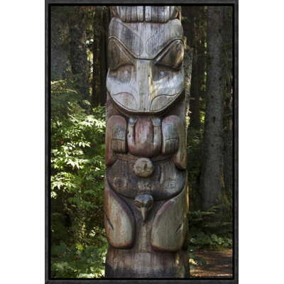 " Tlingit Totem Pole "
