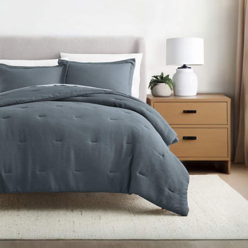 Cloud Gauze Textured Comforter Set, King / Cal-King Comforter + 2 Shams, Slate Blue