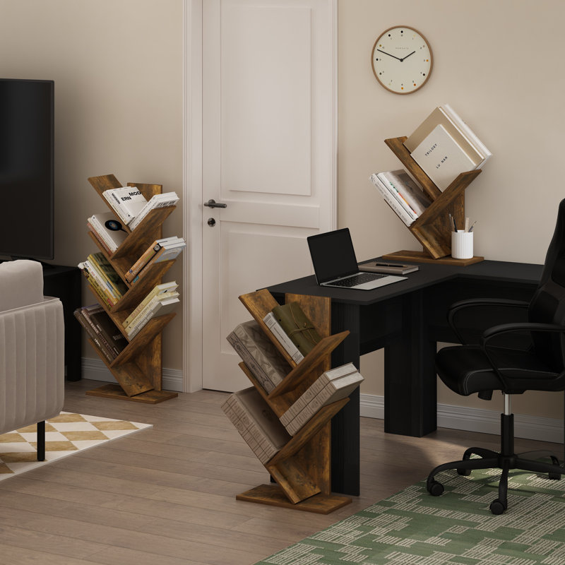 Bibliothèque en bois Korou, Bois de pin ambré, (7 tablettes) H 39,4 po x l 15,7 po x P 8,4 po