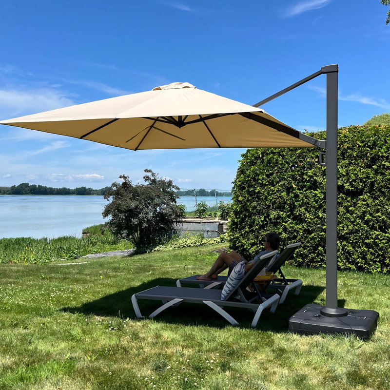 Parasol en porte-à-faux carré avec base Mcelfresh, beige, Kaki, H 108 po x l 120 po x P 120 po