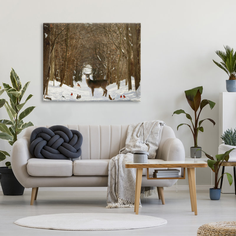 «Wild Forest Animals Rassembled parmi Snowy Trees» par Carrie Ann Grippo-Pike - photographie sur toile tendue, Toile tendue