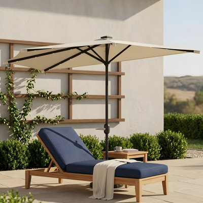 Petit demi-parasol ventilé avec demi-parasol pour l'extérieur