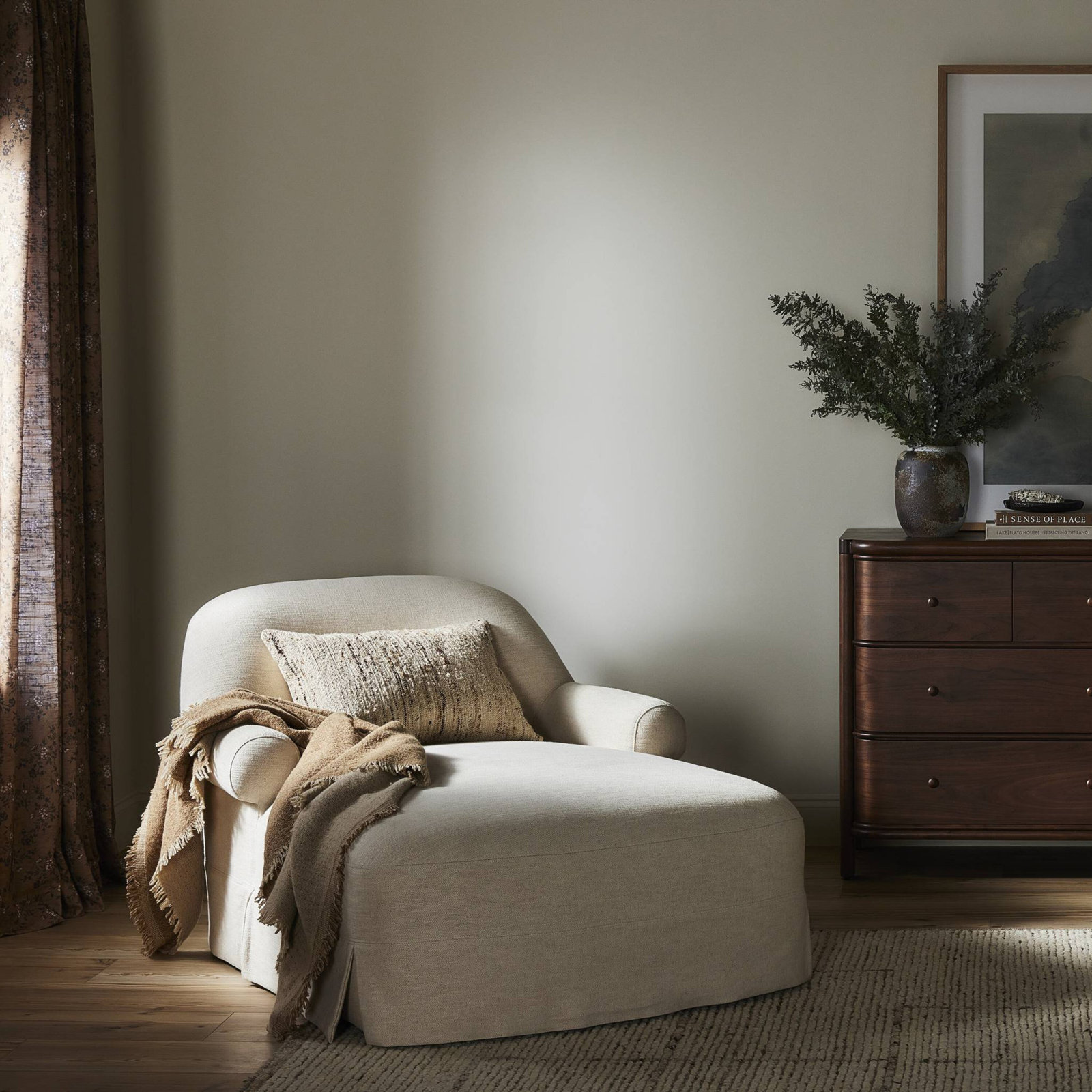 Arden Upholstered Chaise Lounge