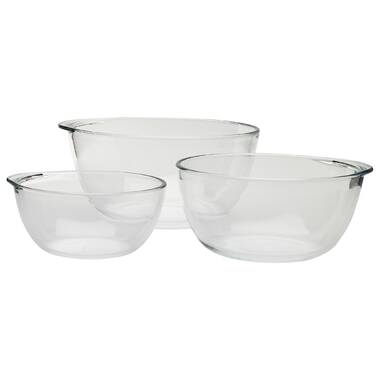 This Pyrex Glass Bowl Set Is Pastry Cook-Approved