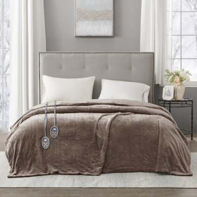 Heated Plush Mink Ultra-Soft Machine Washable Auto Shut-Off Queen Blanket with 20 Heat Settings