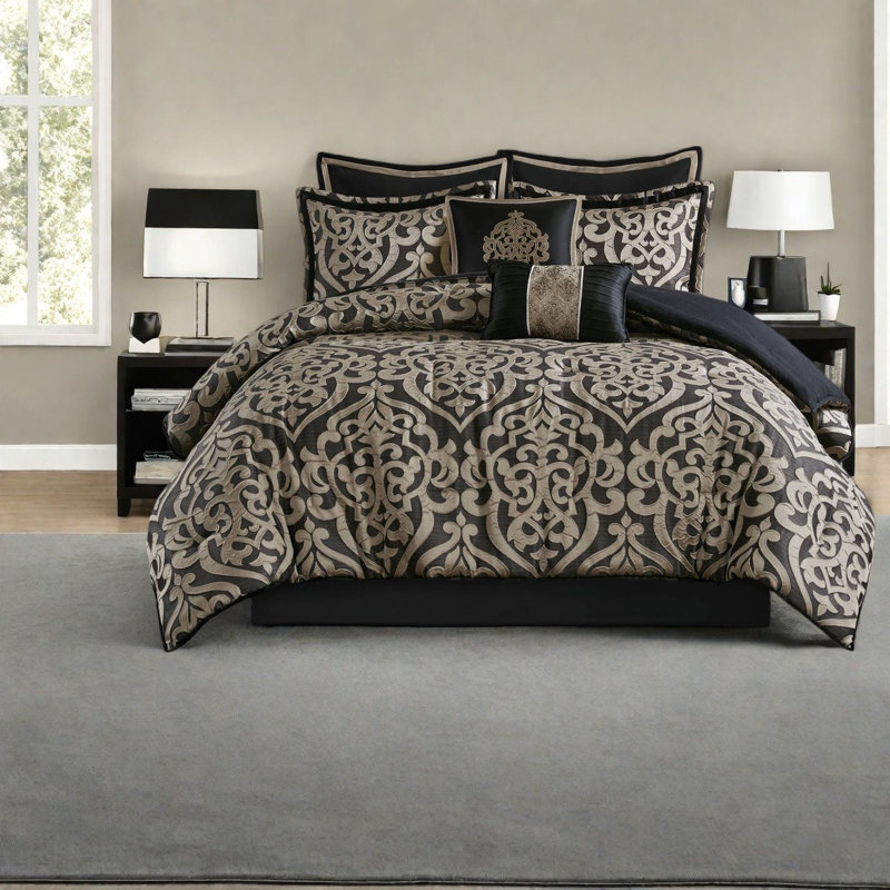 Ensemble de literie de luxe pour lit très grand 8 pièces en jacquard de polyester avec coussins décoratifs