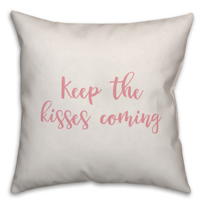  Coussin Keep The Kisses Coming