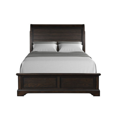 Elegant platform bed in traditional style