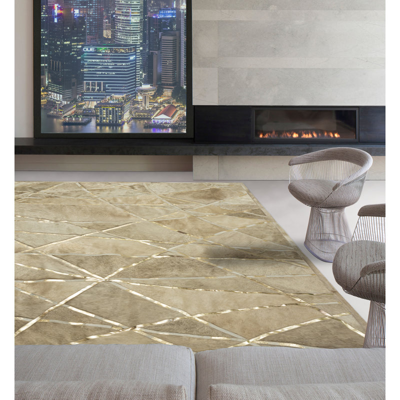 Peitho Cowhide Abstract Area Rug, Rectangle 5' x 8'