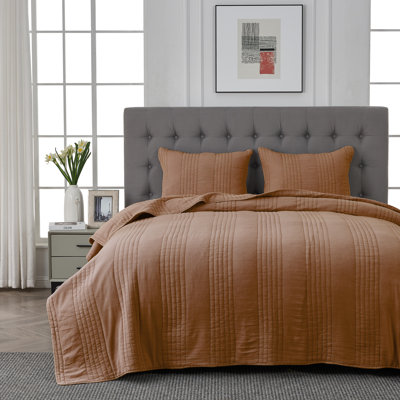 Kosovo Grimshaw 100% Cotton Quilt Set