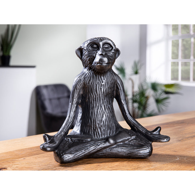 Kira Animals Figurines & Sculptures