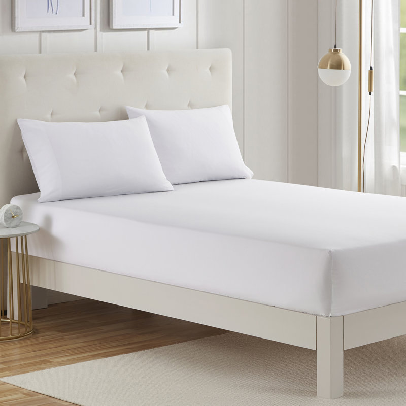 Soft Microfiber Fitted Sheets Moisture Wicking Fitted Bed Sheets Fits Up to 16" Deep Pocket, White, Queen