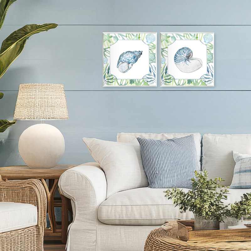 Ensemble de 2 plaques murales Seaweed Borded Seashells, design par Janet Tava