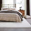 Tapis blanc en fausse fourrure de lapin Damal-2061339599
