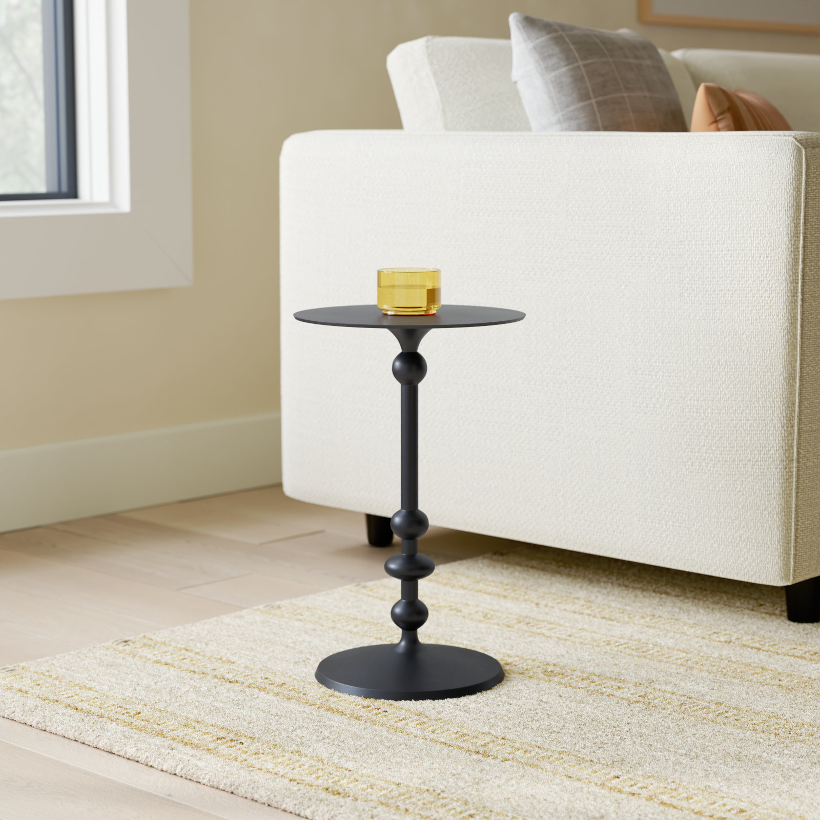Aubrilyn 12" End Table, Matte Black