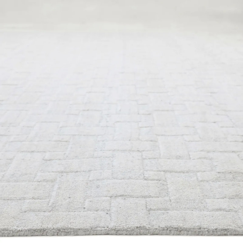 Peyton Area Rug in White, Rectangle 3' x 5'