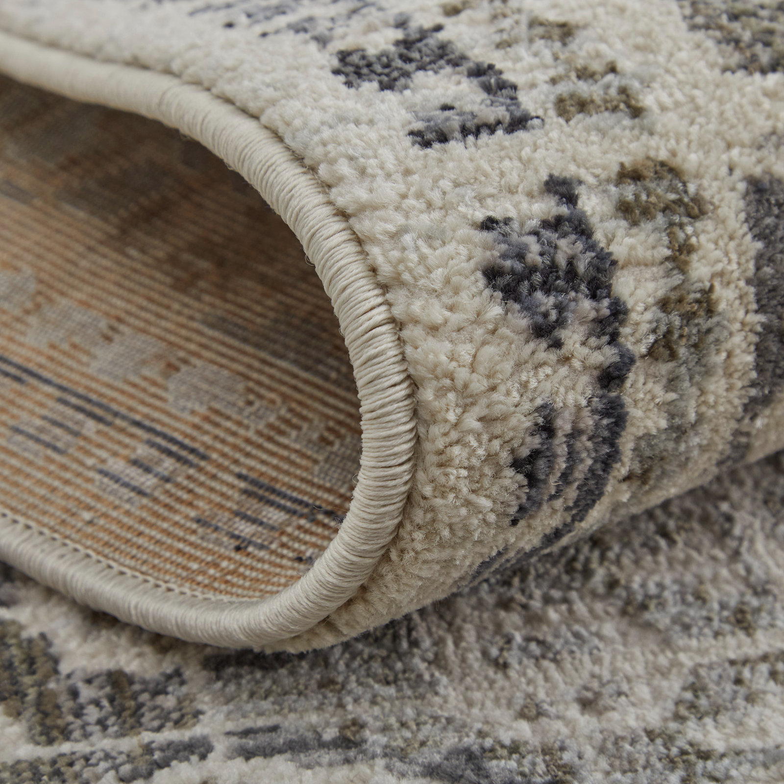 Chander Charcoal Ivory Oriental Rug, Rectangle 4'3" x 6'3"