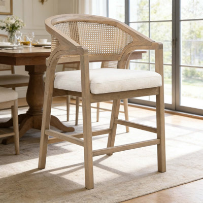 Tabouret de comptoir en rotin (structure en frêne clair, coussin beige) - ensemble de 2