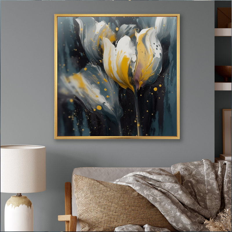 Pétales gris de tulipe sérénité II, H 24 po x l 24 po x P 1 po, Cadre flottant doré