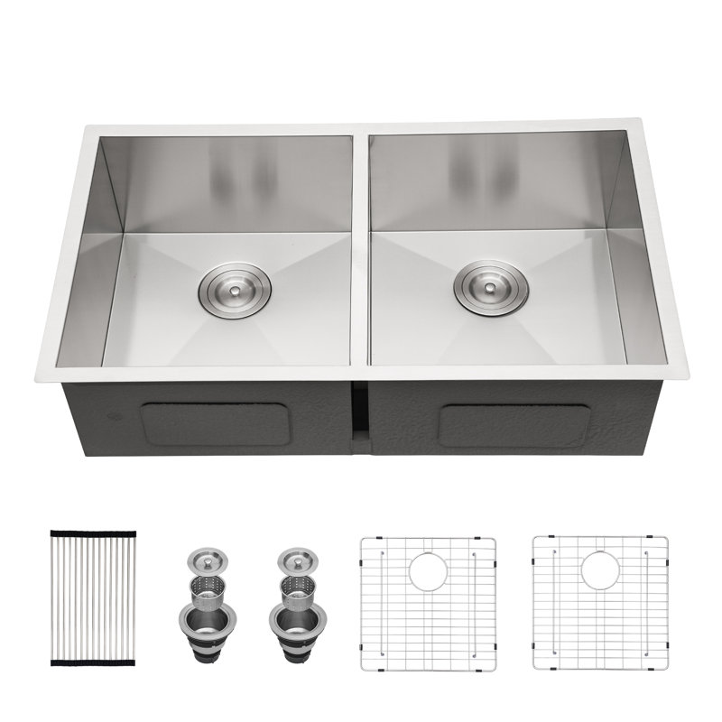 33" x 19" Undermount Kitchen Sink with Accessories