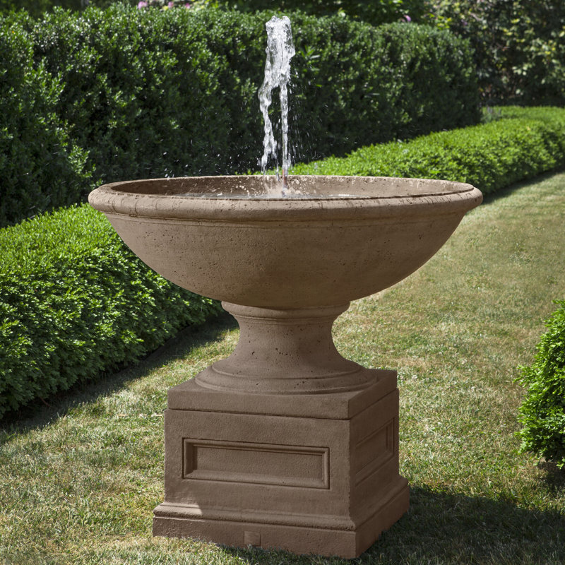 Condotti Fountain, Brownstone