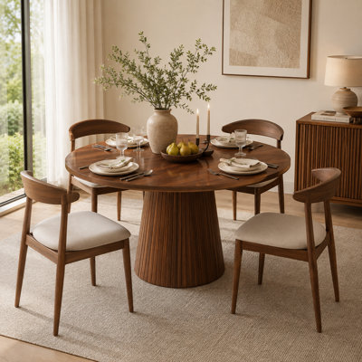 47 Inch Round Dining Table with Wood Strip Base, For Kitchen And Living Room, Walnut
