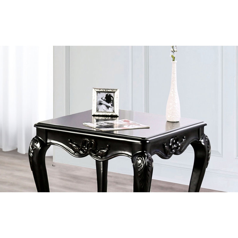 Table de bout carrée en bois massif au design traditionnel, finition champagne, décorations ornées, pieds, l 26,5 po x P 28,5 po, H 24,5 po, table à installation simple, style, H 24,5 po