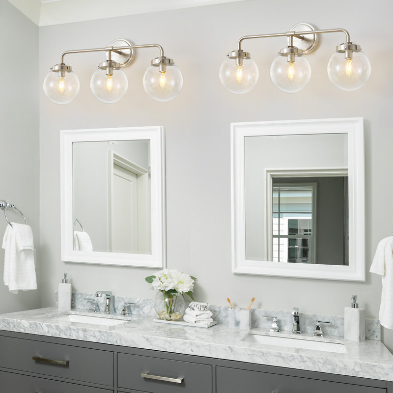 Luminaire de salle de bain à intensité variable avec abat-jour en verre soufflé à la main Karlei, 3, Nickel, Transparent