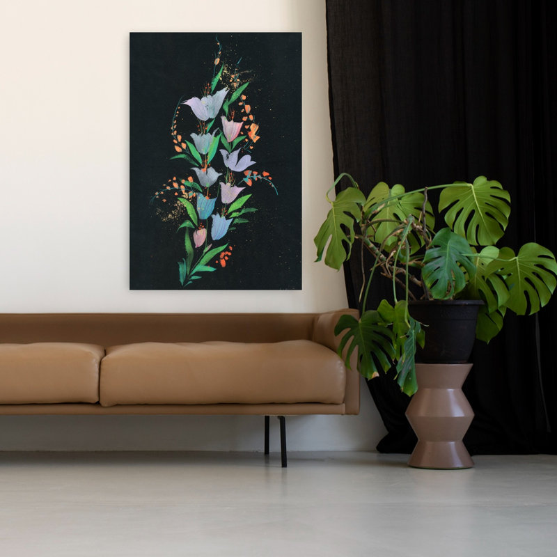 Bluebells On Black, art floral contemporain, H 48 po x l 32 po