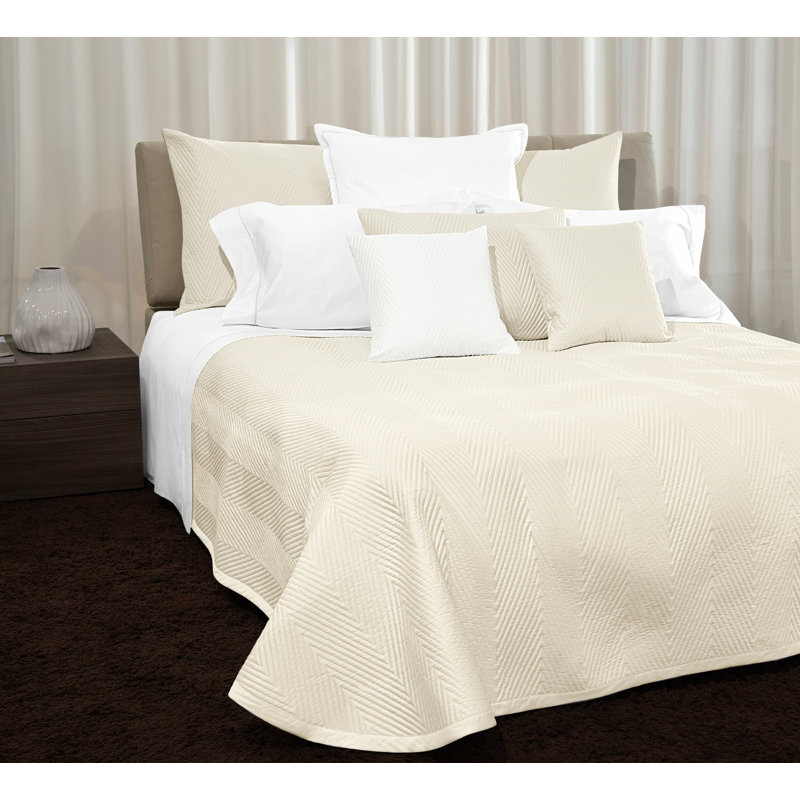 Letizia Bedding, King Coverlet, Ivory